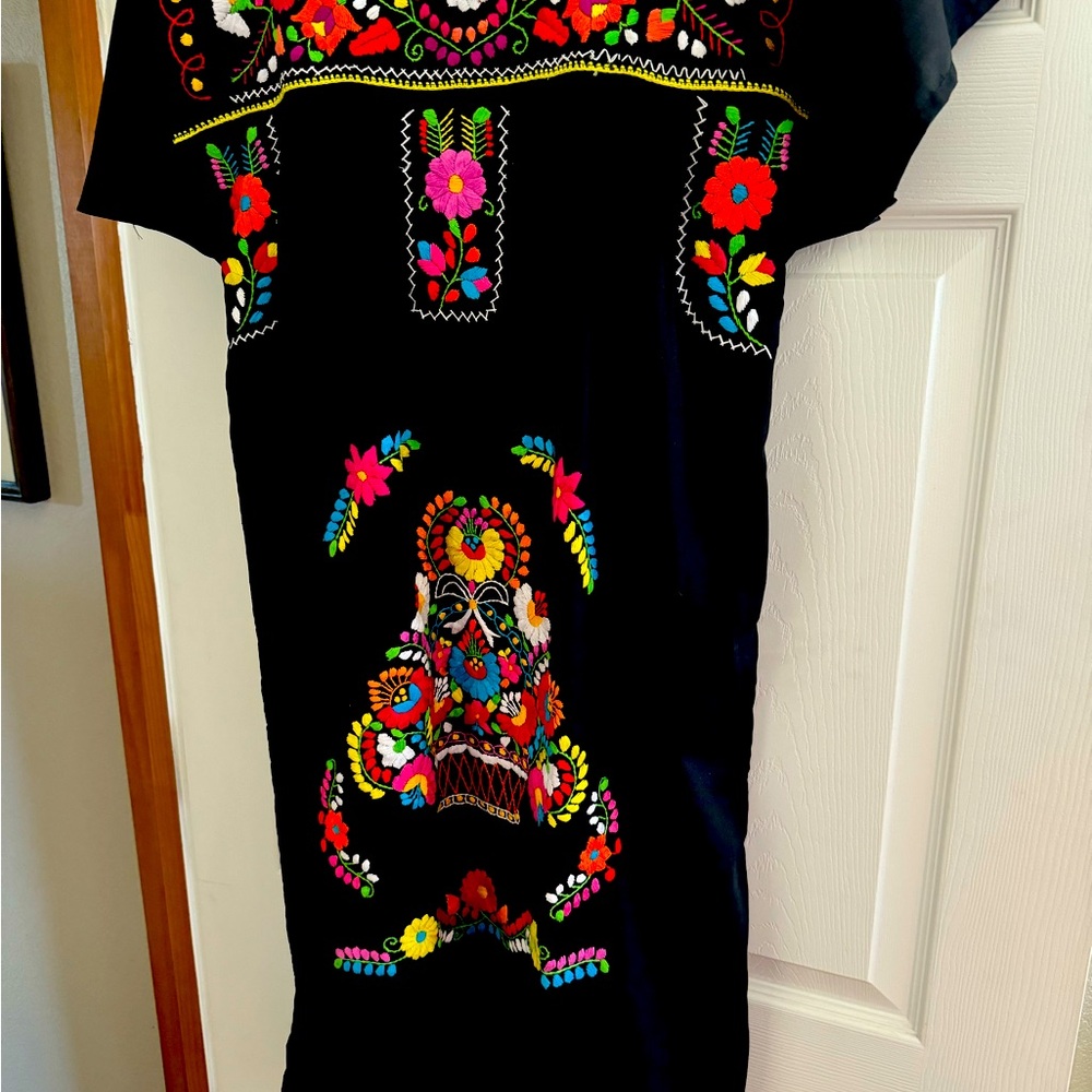Embroidered black authentic Mexican dress. NWOT. 21" pit to pit/46" long